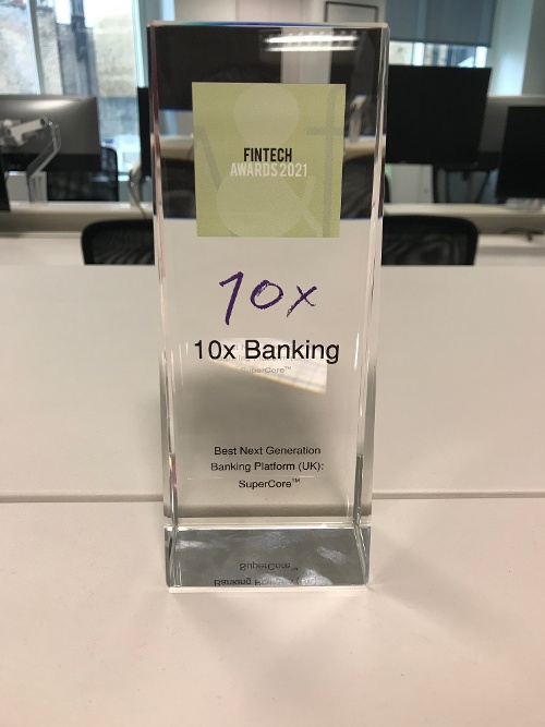 Trophy image - Fintech Awards 2021-1